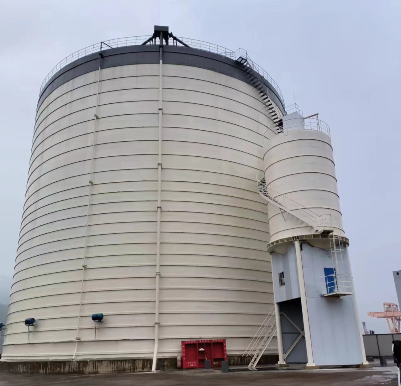 黔西10万吨水泥钢板库